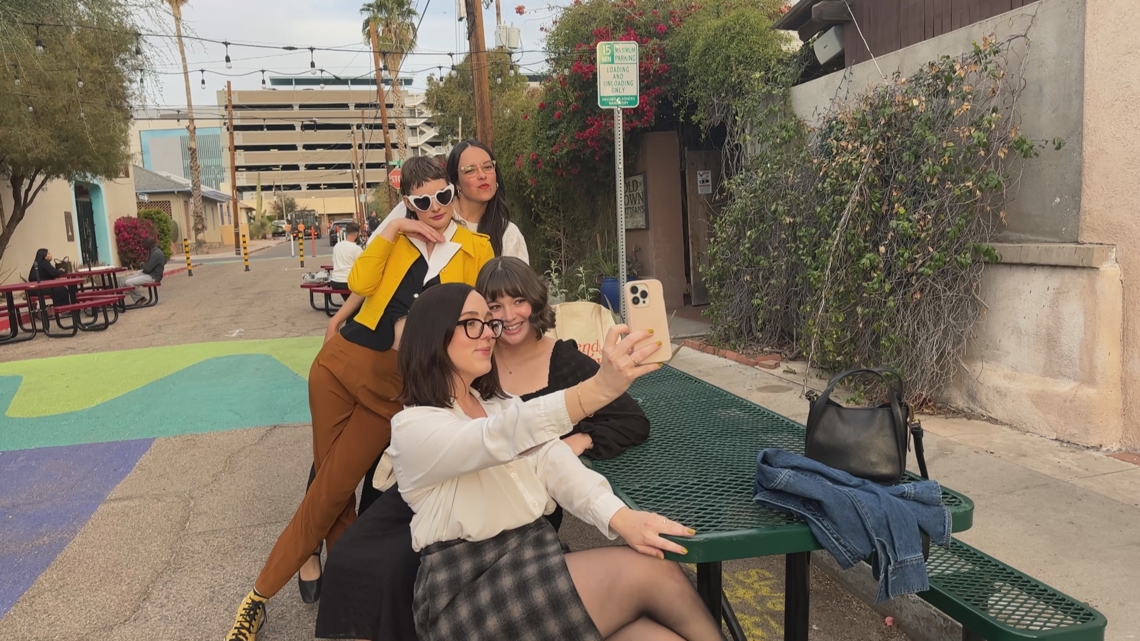 Arizona’s first, Tucson’s only romance bookstore hosts event with Tucson Symphony Orchestra’s string quartet