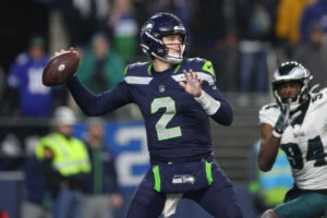 Salvage-in Lock lifts Seahawks: ‘We wanted a win’