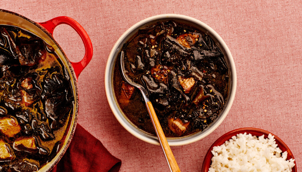 Korean Seaweed Soup (Miyeokguk)