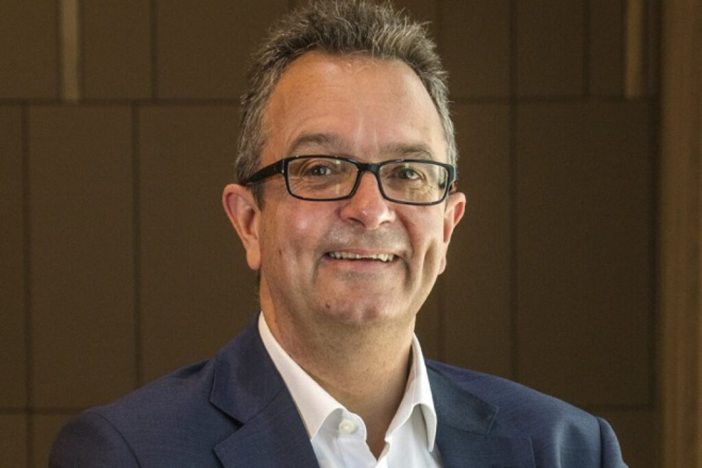 Bam’s UK improvement boss steps down