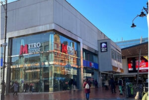 McLaren to redevelop Reading making an strive centre