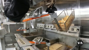 Robotic Restaurant Opening in California