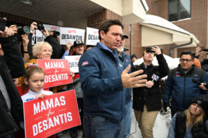 Inside Ron DeSantis’ Final Push in Iowa