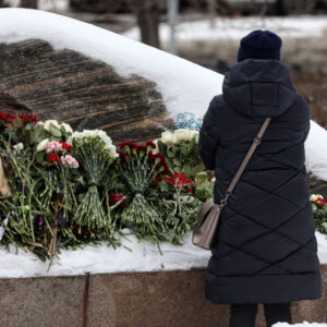 Hundreds of Navalny Mourners Detained Across Russia