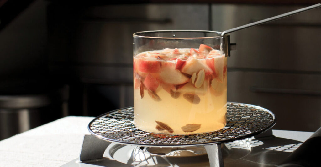 Iced White Tea with Peach and Almond