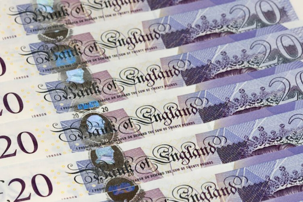 Pound Sterling bears responsible as ‘shooting superstar’ looms