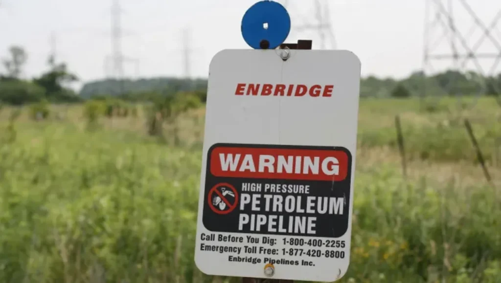 Enbridge chooses builders for Line 5 in Michigan