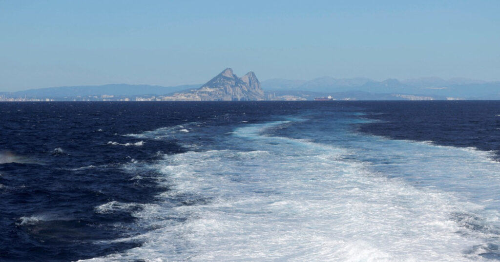Orcas sink sailing yacht in Strait of Gibraltar
