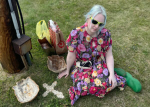 Brimfield Antique Present