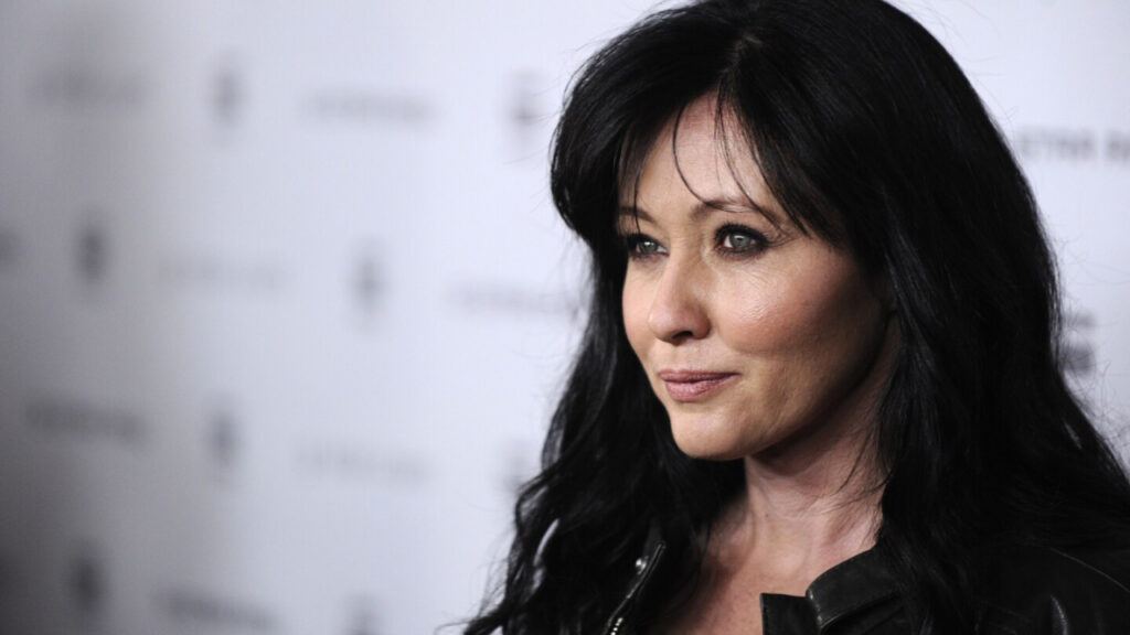 Shannen Doherty, ‘Beverly Hills, 90210’ superstar, dies at 53