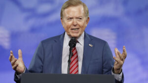 Lou Dobbs, Fox Industry host, dies at 78