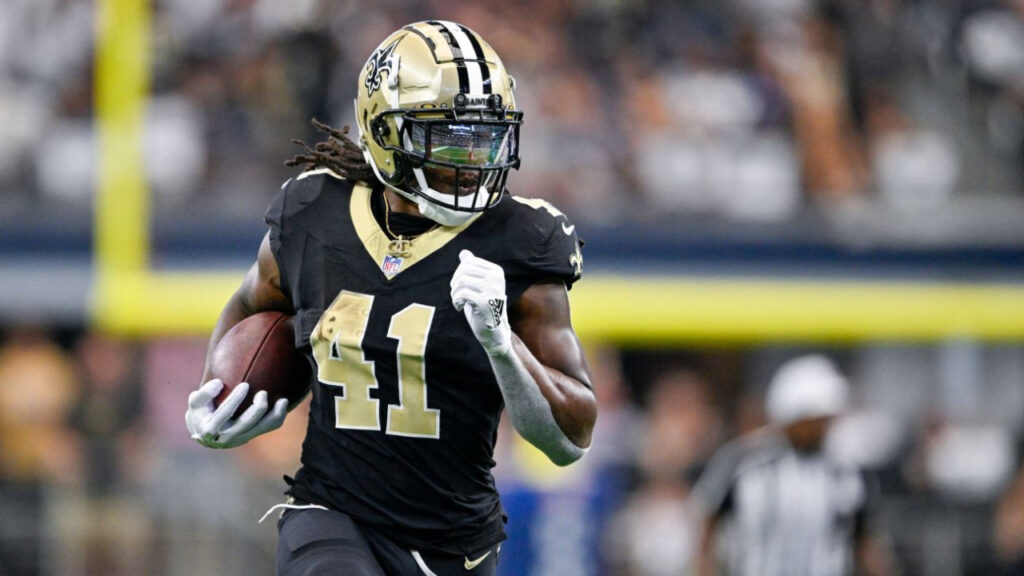 Source: Kamara (hip, ribs) plans to face Falcons