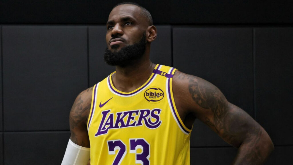 Sources: LeBron out of Lakers’ preseason opener