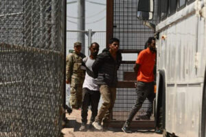 Tougher restrictions on asylum seekers at US-Mexico borders