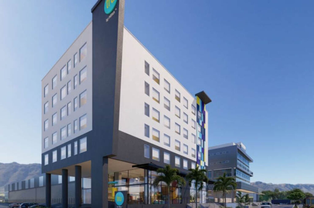 Tru by Hilton Opens First Hotel in Colombia