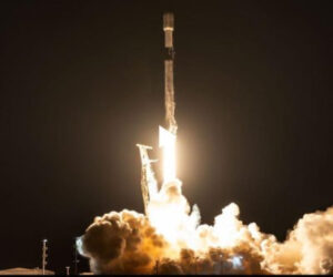 SpaceX launches 20 Starlink satellites into orbit from California