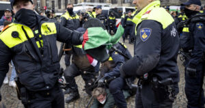 Amsterdam Police Arrest Reliable-Palestinian Demonstrators Amid Deliver Ban